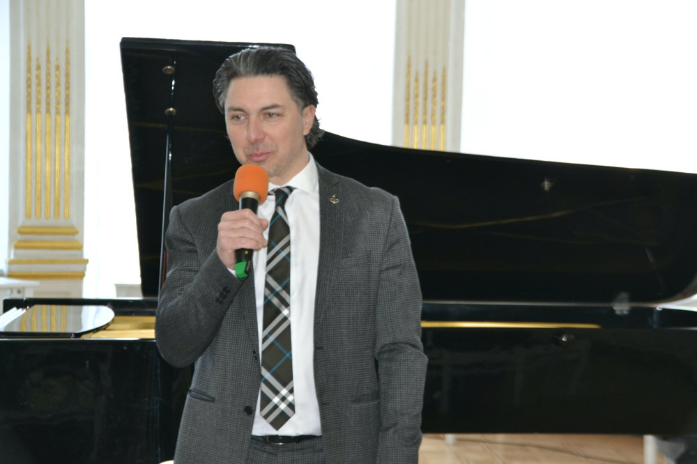 2620 image for slide