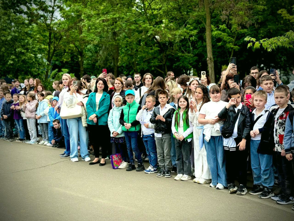 4279 image for slide