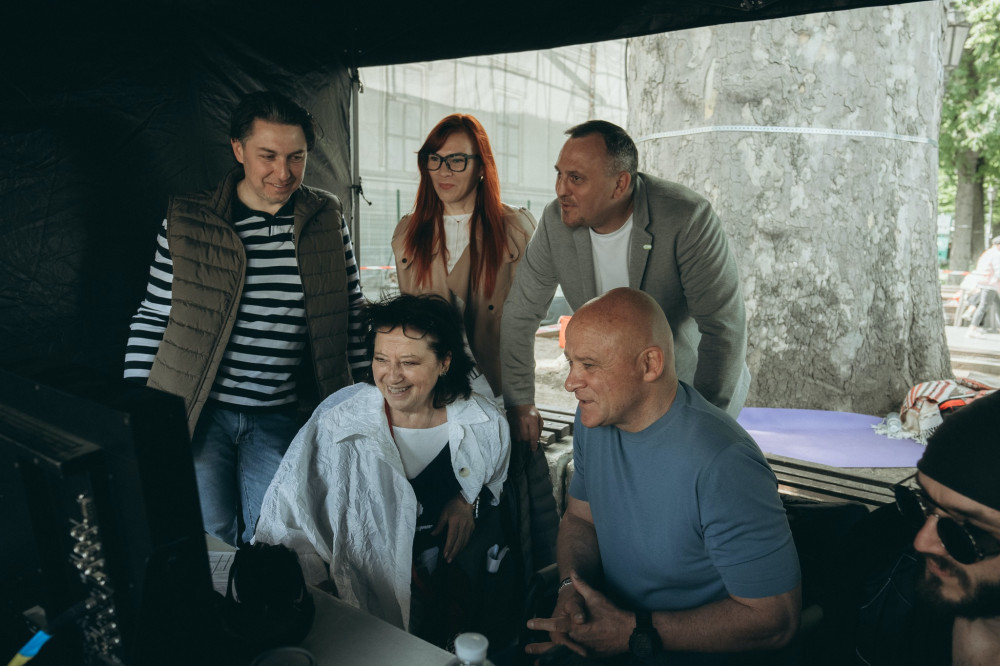 4377 image for slide