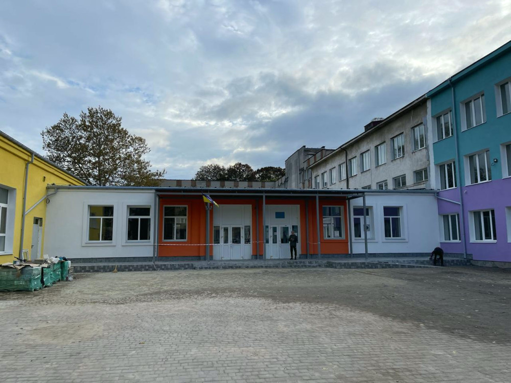 7779 image for slide